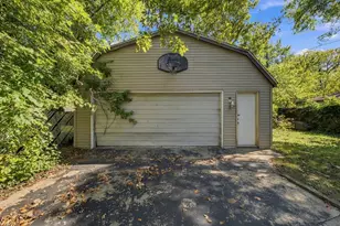 17143 Ridgewood Ave, Lansing, IL 60438 - Photo 18