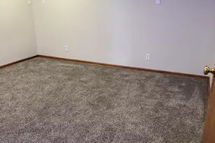 711 Prospect Ave, Kirkland, IL 60146 - Photo 12