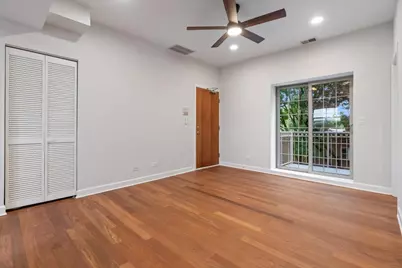 3518 N Hamlin Avenue #3, Chicago, IL 60618 - Photo 4