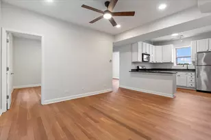 3518 N Hamlin Ave, Chicago, IL 60618 - Photo 2