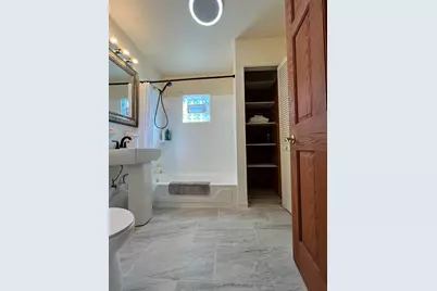 2123 N Karlov Avenue, Chicago, IL 60639 - Photo 16