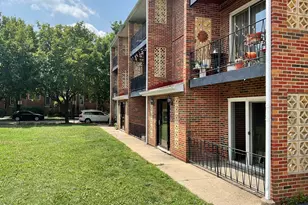 6436 W 64th Pl, Chicago, IL 60638 - Photo 4