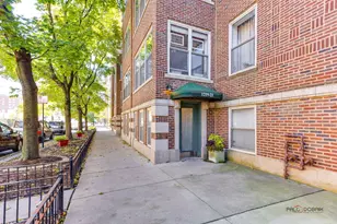 1219 W Rosemont Ave, Chicago, IL 60660 - Photo 2