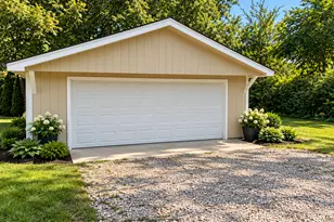 11034 Revere Rd, Mokena, IL 60448 - Photo 2