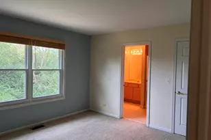8032 Connor Ct, Long Grove, IL 60047 - Photo 16