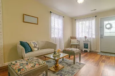 2730 9th Street, Rockford, IL 61109 - Photo 2