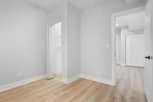 1558 5 W Juneway Terrace, Chicago, IL 60626 - Photo 12