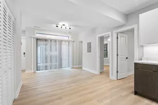 1558 5 W Juneway Terrace, Chicago, IL 60626 - Photo 4