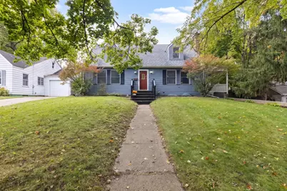 804 Roosevelt Road, Woodstock, IL 60098 - Photo 1