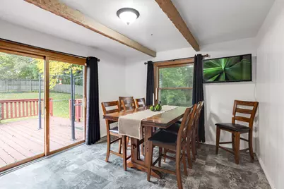 804 Roosevelt Road, Woodstock, IL 60098 - Photo 10
