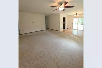47 Woodbine Drive, Crystal Lake, IL 60014 - Photo 12