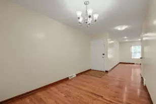 1930 W Birchwood Ave, Chicago, IL 60626 - Photo 6
