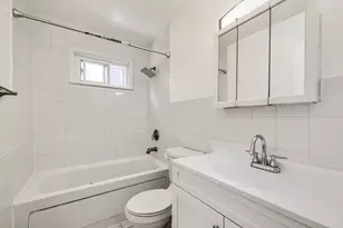 1930 W Birchwood Ave, Chicago, IL 60626 - Photo 12