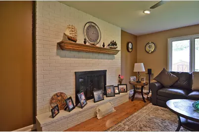 904 Luke Street, Ottawa, IL 61350 - Photo 10