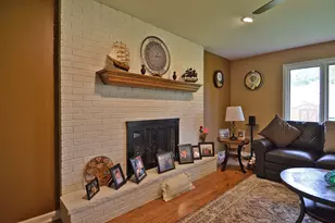 904 Luke St, Ottawa, IL 61350 - Photo 10