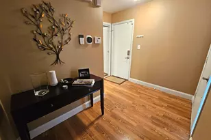 262 W Golfview Terrace, Palatine, IL 60067 - Photo 2