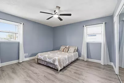 18460 Oakwood Avenue, Lansing, IL 60438 - Photo 8