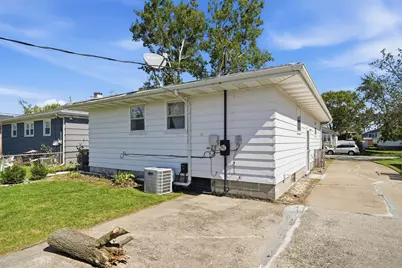 18460 Oakwood Avenue, Lansing, IL 60438 - Photo 16