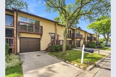 457 Sioux Drive, Bolingbrook, IL 60440 - Photo 1