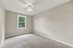 457 Sioux Dr, Bolingbrook, IL 60440 - Photo 12