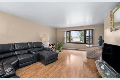 3858 E Lakeview Drive, Kankakee, IL 60901 - Photo 4