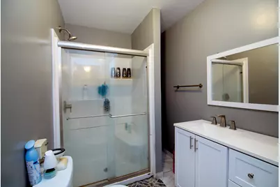 3858 E Lakeview Drive, Kankakee, IL 60901 - Photo 12