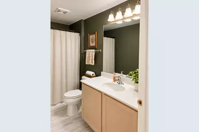521 N Red Deer Road #521, Round Lake, IL 60073 - Photo 6