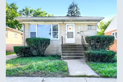 323 154th Place, Calumet City, IL 60409 - Photo 1