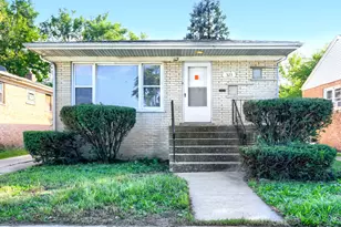 323 154th Pl, Calumet City, IL 60409 - Photo 1