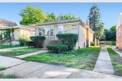 323 154th Place, Calumet City, IL 60409 - Photo 2