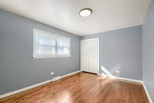 323 154th Pl, Calumet City, IL 60409 - Photo 12