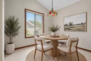 2260 Petworth Ct, Naperville, IL 60565 - Photo 6