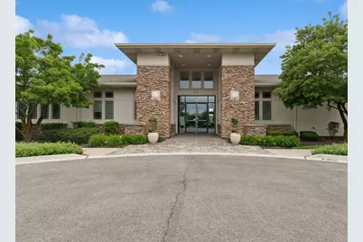 2132 Carillon Drive, Grayslake, IL 60030 - Photo 16