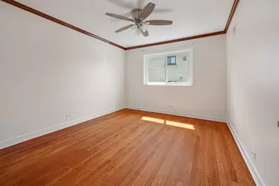7248 N Ridge Boulevard, Chicago, IL 60645 - Photo 18