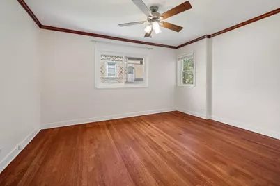 7248 N Ridge Boulevard, Chicago, IL 60645 - Photo 16