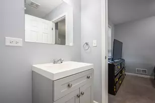 15709 Lexington Ave, Harvey, IL 60426 - Photo 12