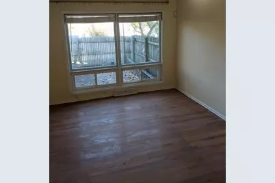 822 Skokie Boulevard #E, Wilmette, IL 60091 - Photo 2