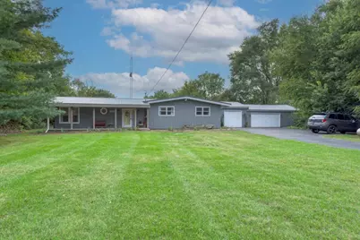 3245 N Lakeside Drive, Coal City, IL 60416 - Photo 2