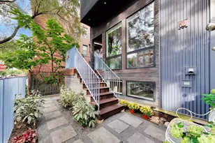 2071 N Oakley Ave, Chicago, IL 60647 - Photo 2