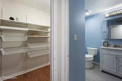 13A Kingery Quarter #203, Willowbrook, IL 60527 - Photo 10