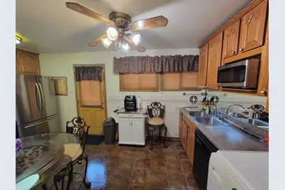 [Address not provided], Harvey, IL 60426 - Photo 8