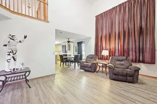 2003 Primrose Dr, Plainfield, IL 60586 - Photo 6