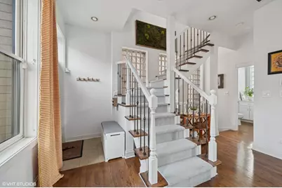 1743 W Terra Cotta Place, Chicago, IL 60614 - Photo 4