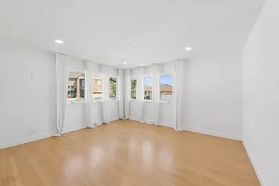 8425 W Sunnyside Avenue, Chicago, IL 60656 - Photo 8