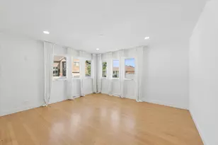 8425 W Sunnyside Ave, Chicago, IL 60656 - Photo 8
