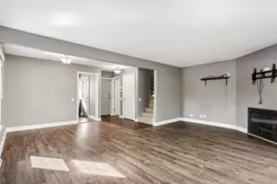 463 Elm St, Deerfield, IL 60015 - Photo 6
