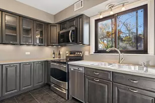463 Elm St, Deerfield, IL 60015 - Photo 8