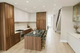 2302 W Huron St, Chicago, IL 60612 - Photo 2