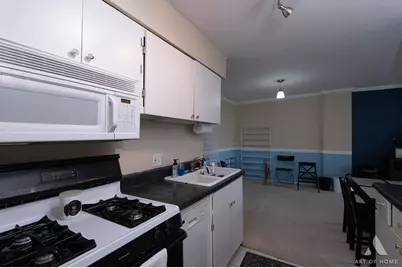 20 N Tower Road #9E, Oak Brook, IL 60523 - Photo 18