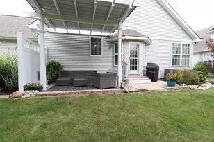 1635 Augusta Ln, Shorewood, IL 60404 - Photo 16